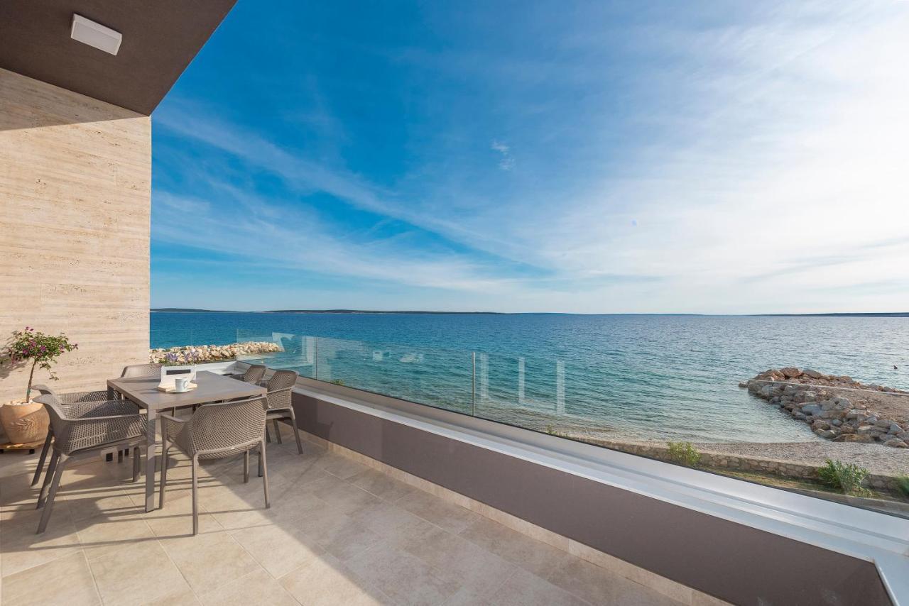 Villa Eni Apartments 2 Mandre Exterior photo